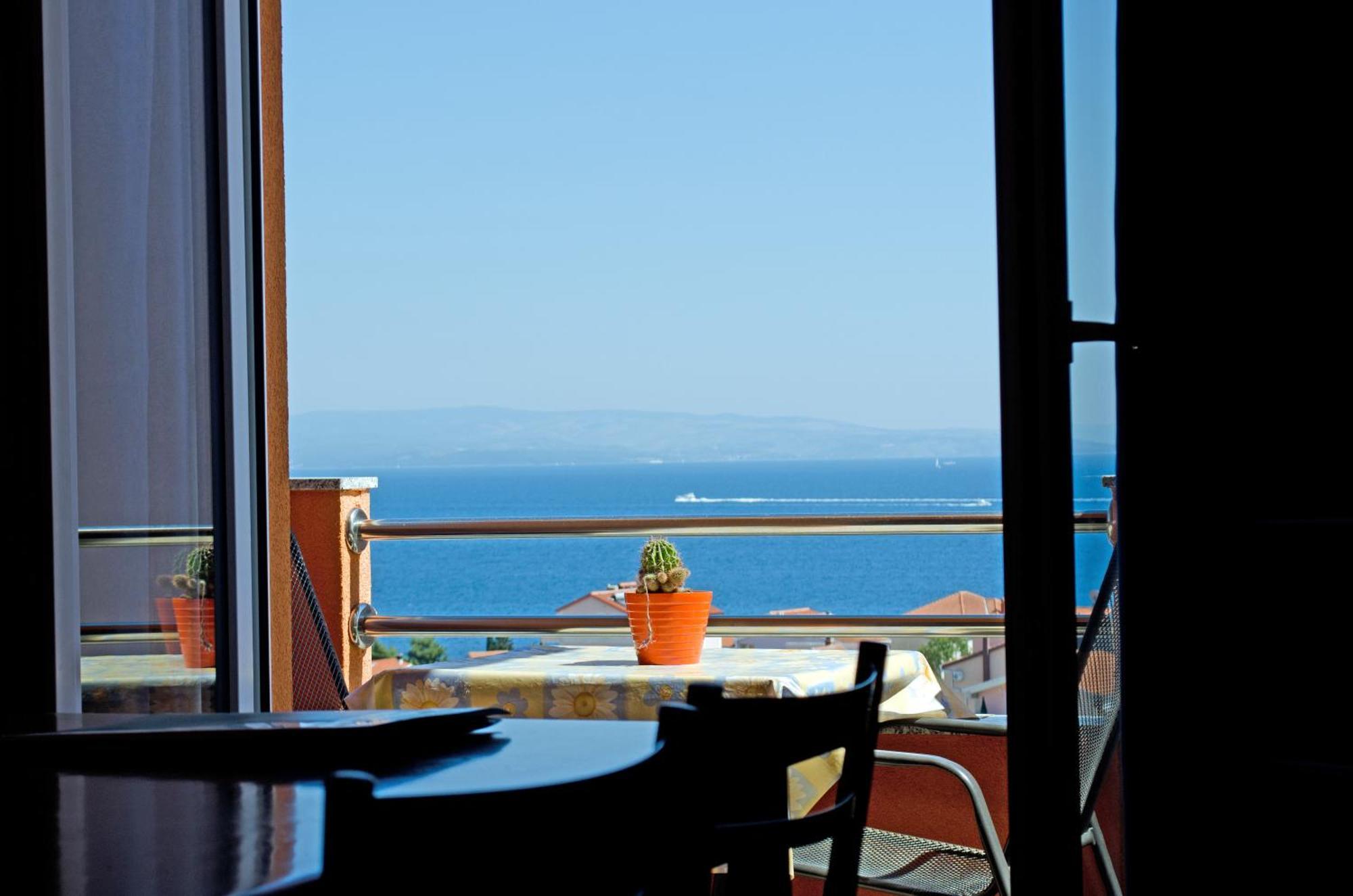 Apartments Villa Sunrise Okrug Gornji Dış mekan fotoğraf